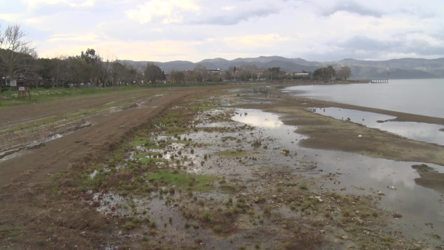 Factories have drawn tons of water from Lake Iznik, which has receded by 200 meters