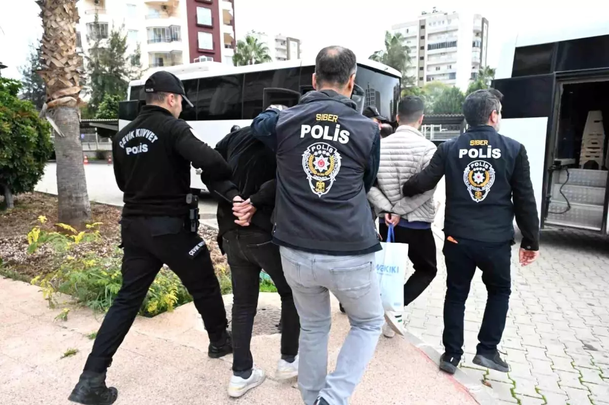 Mersin'de milyarlık yasa dışı bahis operasyonu: 9 tutuklama