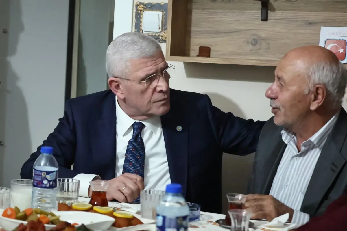 Müsavat Dervişoğlu, şehit Uzman Çavuş Dolapci'nin ailesiyle iftar yaptı