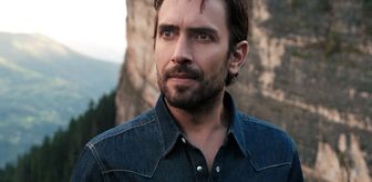 Oyuncu Ulaş Tuna Astepe anne ve babasız büyüdüğünü duygulanarak anlattı