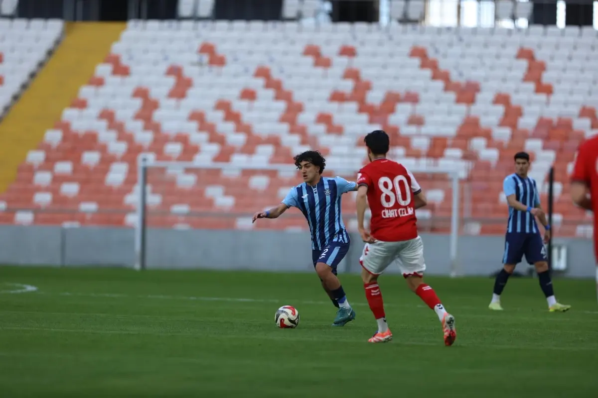 Adana Demirspor ve Özbelsan Sivasspor 1-1 Beraber Kaldı