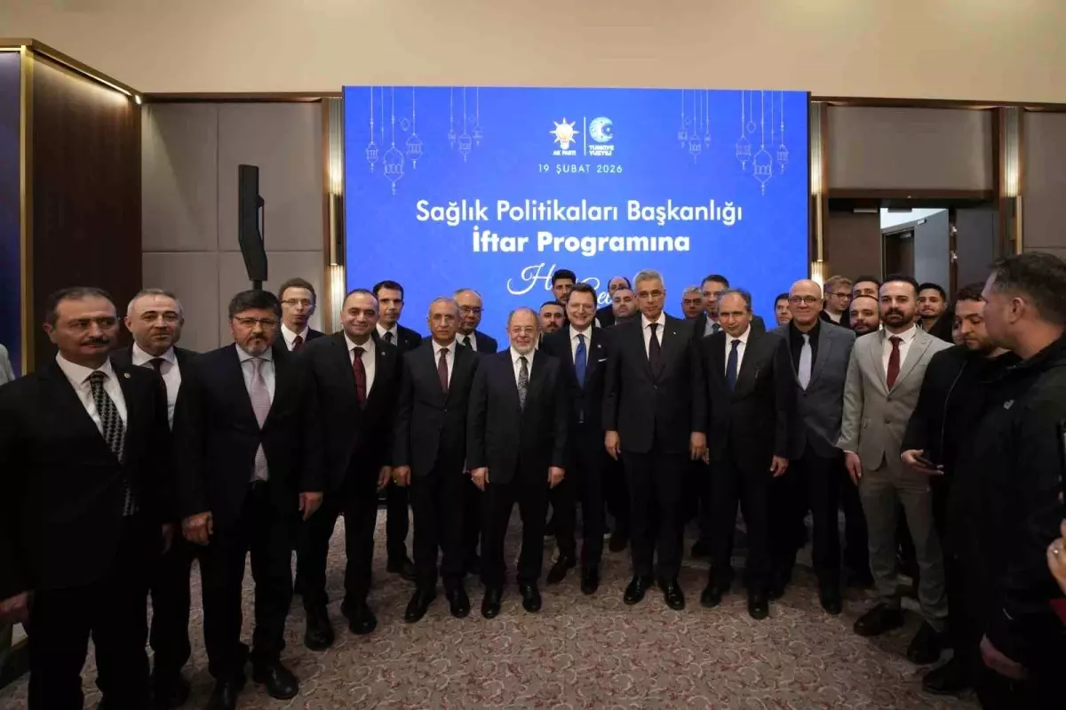 Sağlık çalışanları iftar sofrasında buluştu