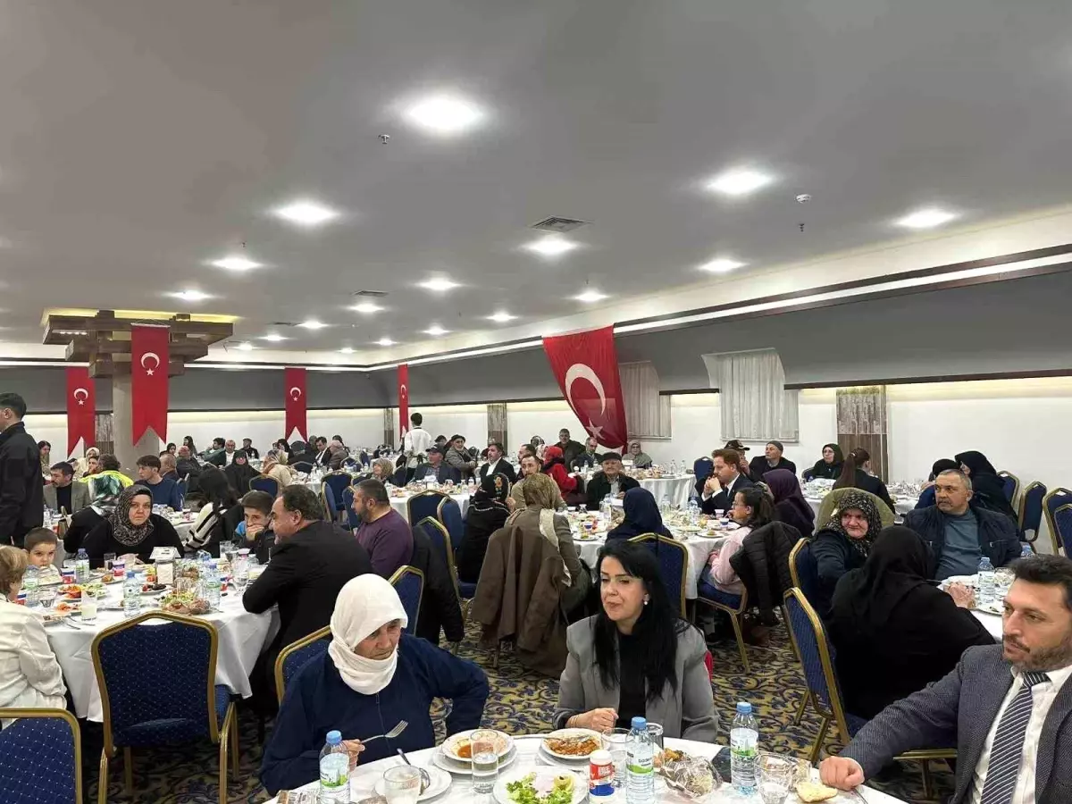 Şehit yakınları ve gaziler iftar sofrasında buluştu