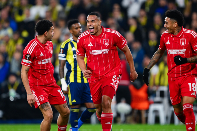 We left the round to miracles! Fenerbahçe lost significantly to Nottingham Forest