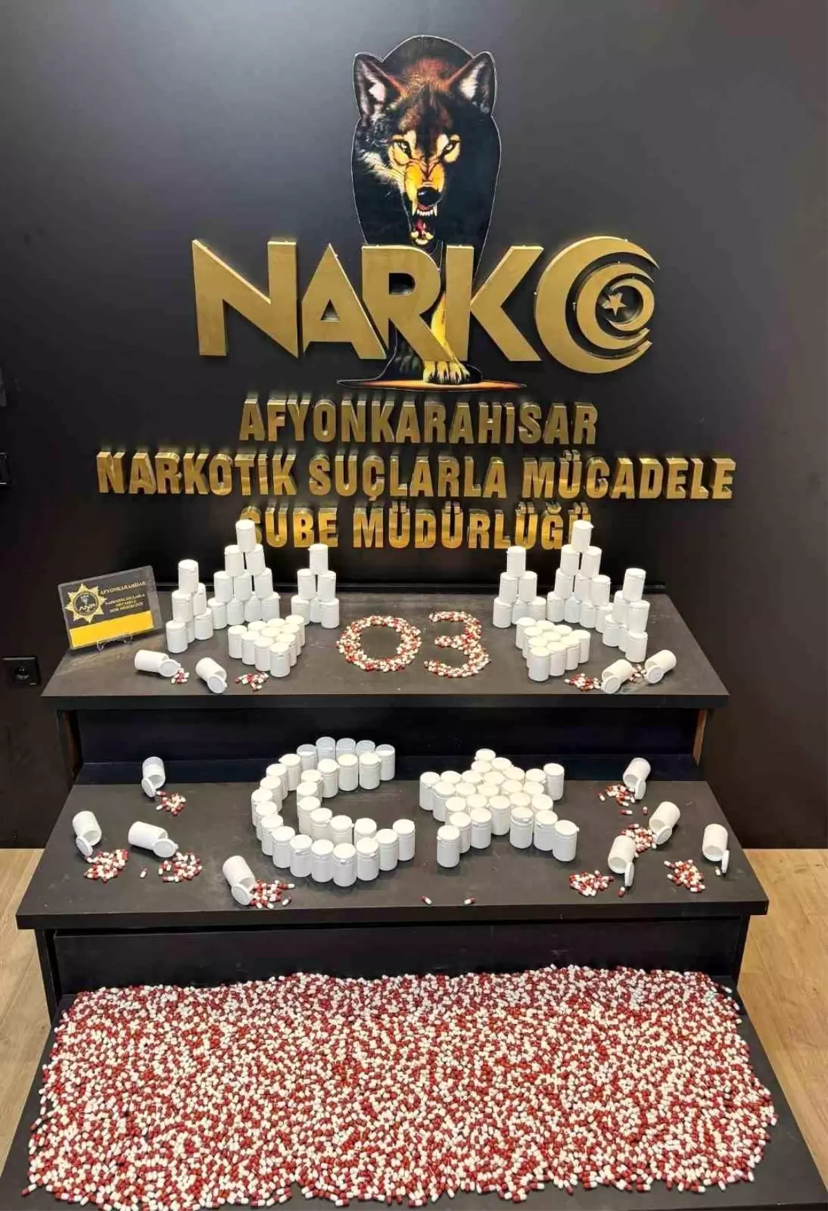 Afyonkarahisar'da Yolcu Otobüsünde 7 Bin Uyuşturucu Hap Ele Geçirildi