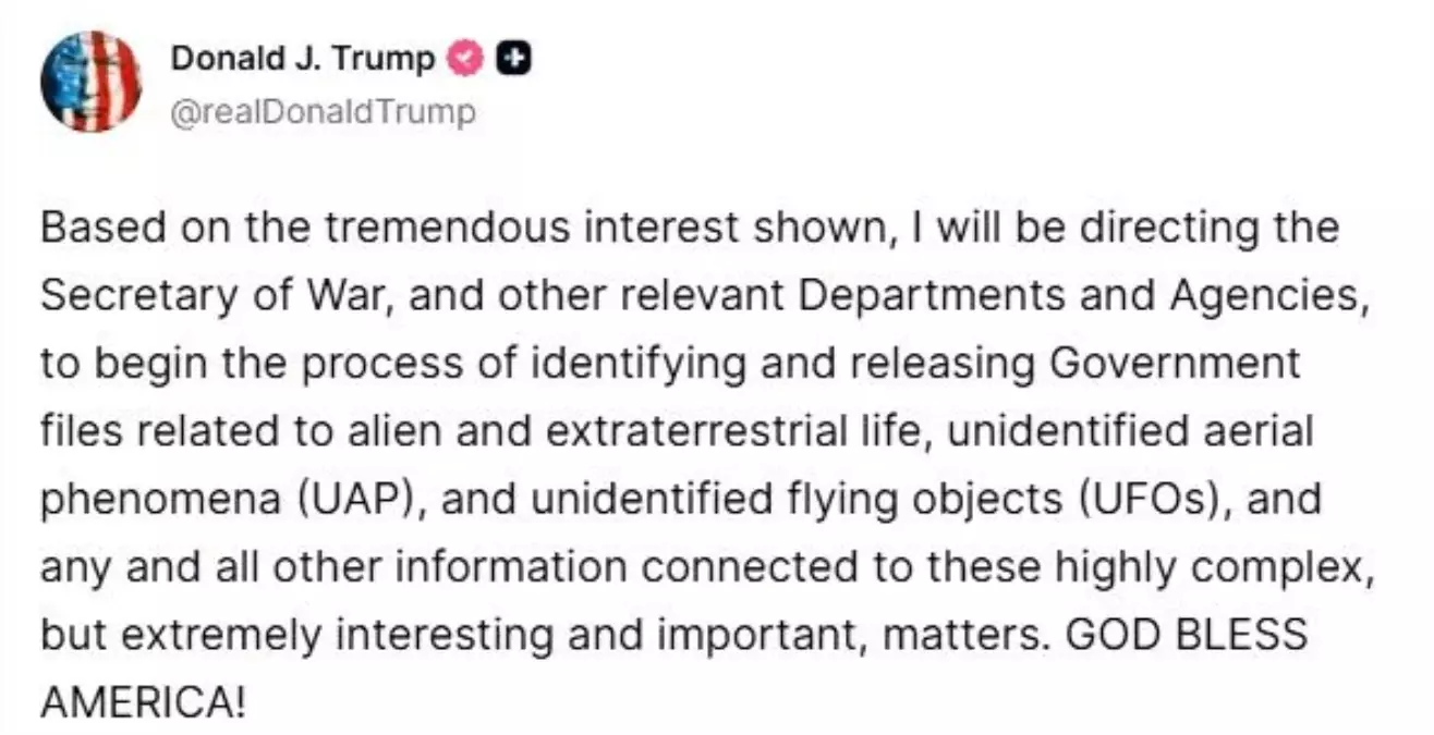 ABD Başkanı Trump'tan UFO hamlesi: "İlgili belgelerin erişime açılma sürecini başlatma talimatı vereceğim"