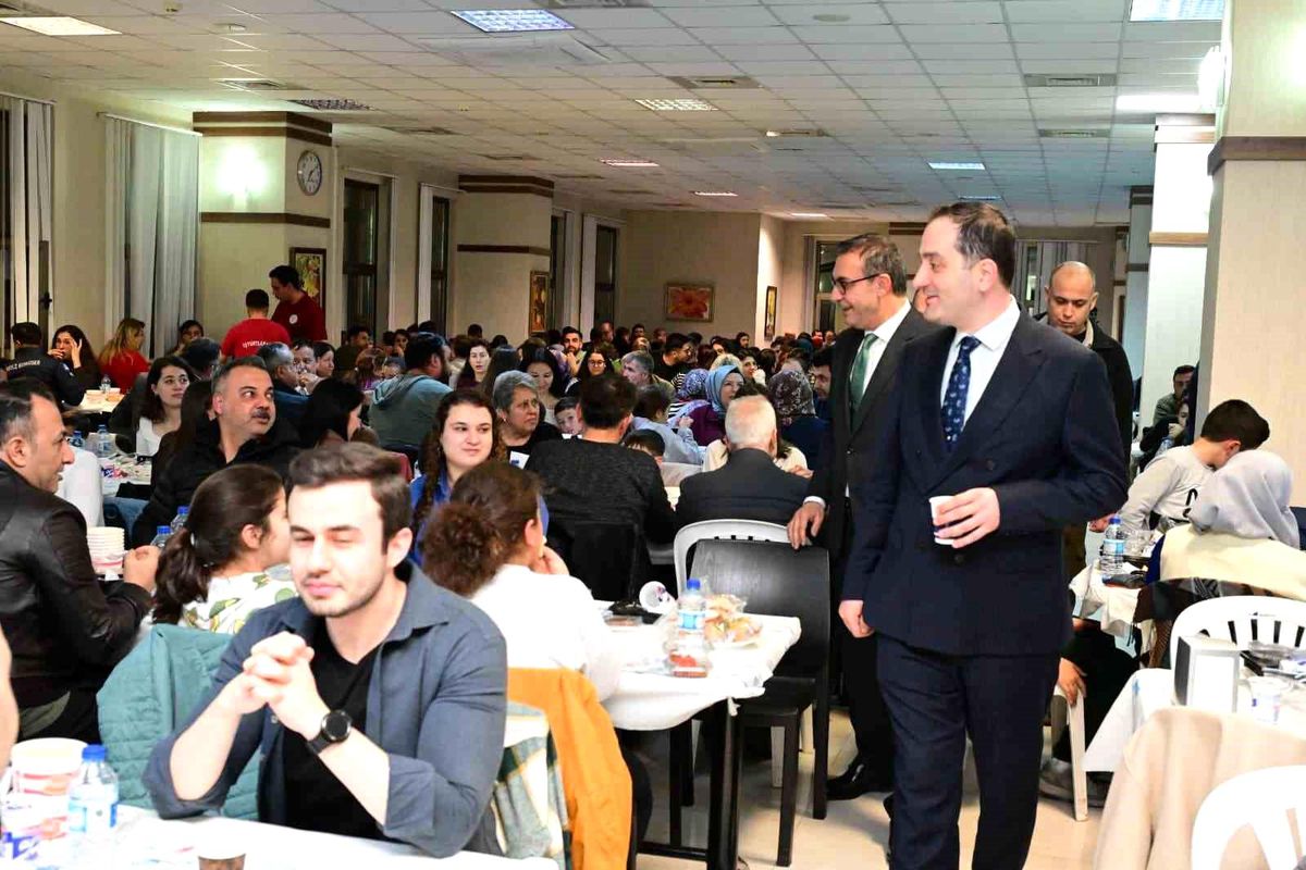 Antalya'da adliye personeli iftarda buluştu