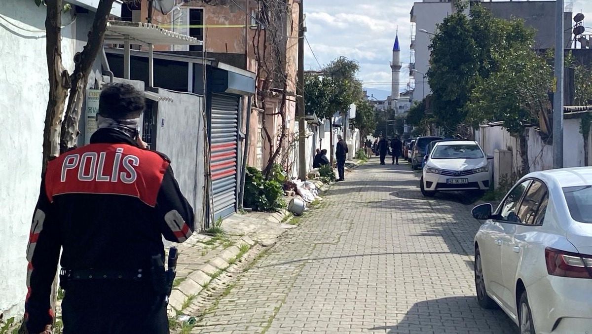 Bıçaklanarak öldürülen Çakaloğlu çiftinin cinayeti ile ilgili bir şüpheli gözaltına alındı