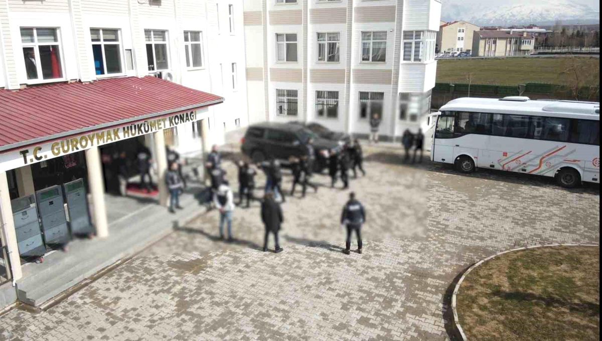 Bitlis'te tefeci şebekesine operasyon: 7 tutuklama
