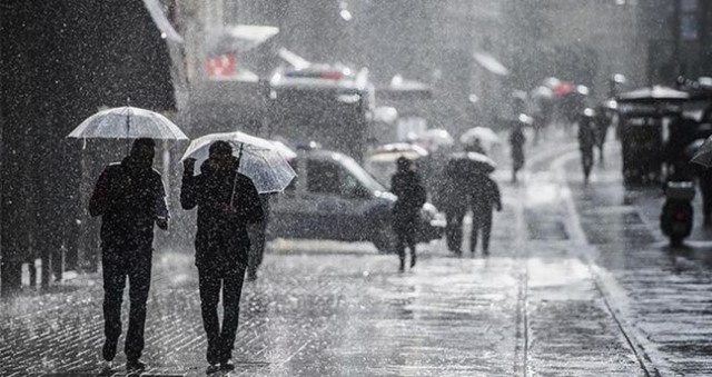 Bugün yağmur var mı? 20 Şubat bugün hangi şehirlerde yağmur yağacak, İstanbul, İzmir, Ankara, Antalya, Bursa'da yağmur var mı? Bugün yağmur var mı? 20 Şubat bugün hangi şehirlerde yağmur yağacak, İstanbul, İzmir, Ankara, Antalya, Bursa'da yağmur var mı?