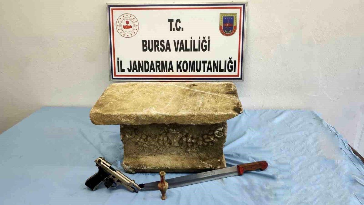Bursa'da tarihi eser kaçakçılığına jandarma engeli