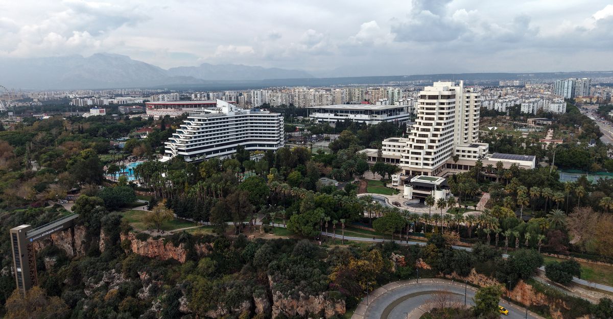 Milyar dolarlık arazi davasında yeni gelişme; 5 yıldızlı 3 otelin tapularının iptali için dava