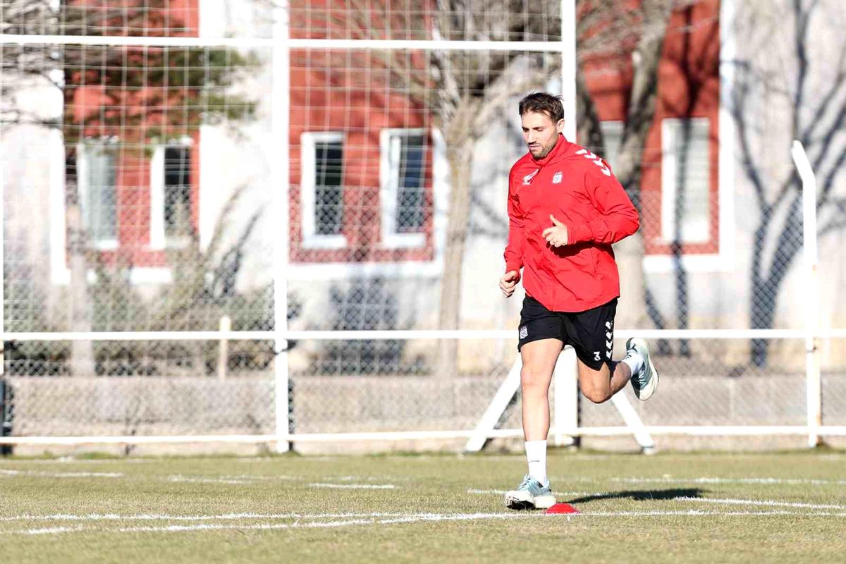 Sivasspor'da Sakaryaspor maçı hazırlıkları başladı