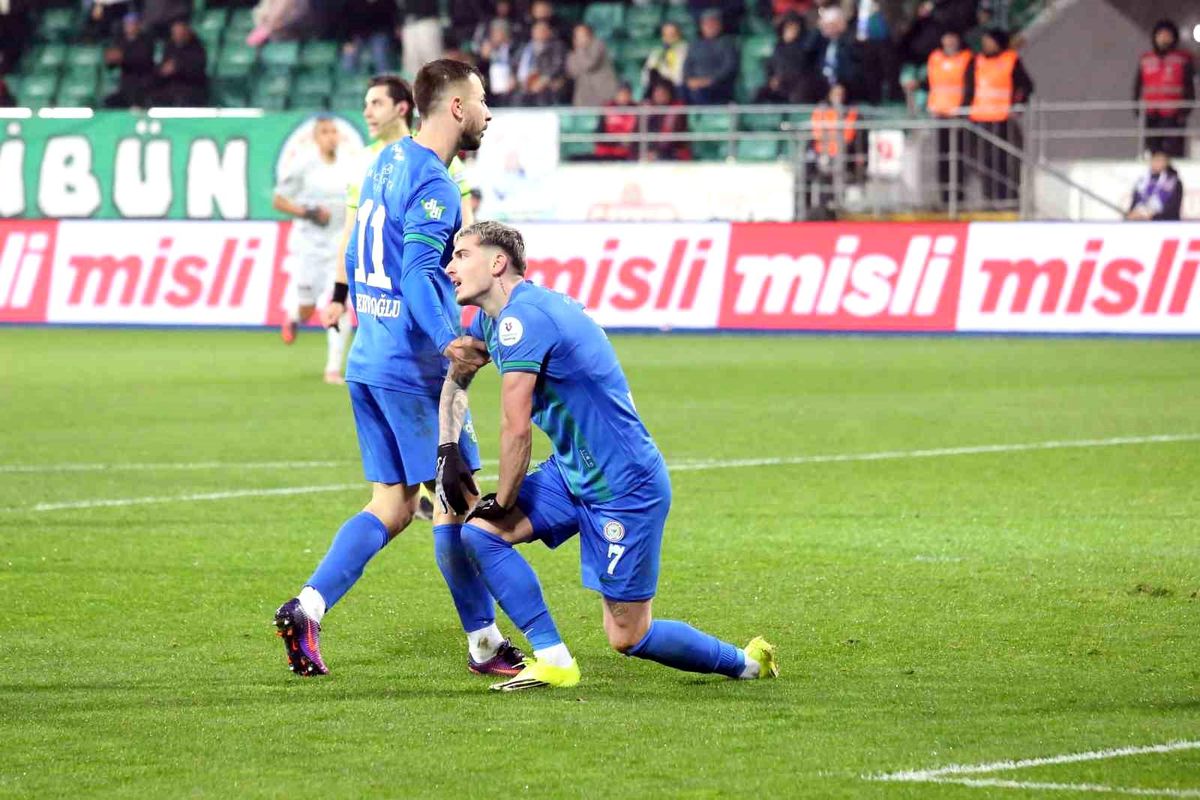 Trendyol Süper Lig: Çaykur Rizespor: 2 Kocaelispor: 0 (Maç sonucu)