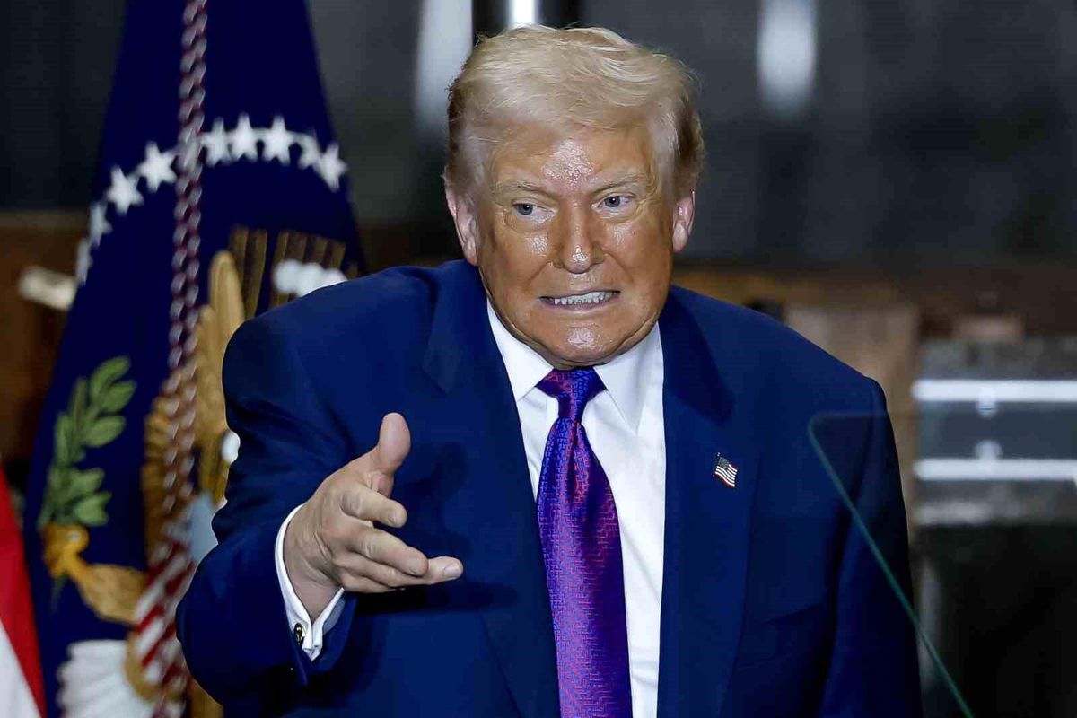 Trump'tan İran'a yönelik "kısıtlı saldırı planı değerlendirmesi"
