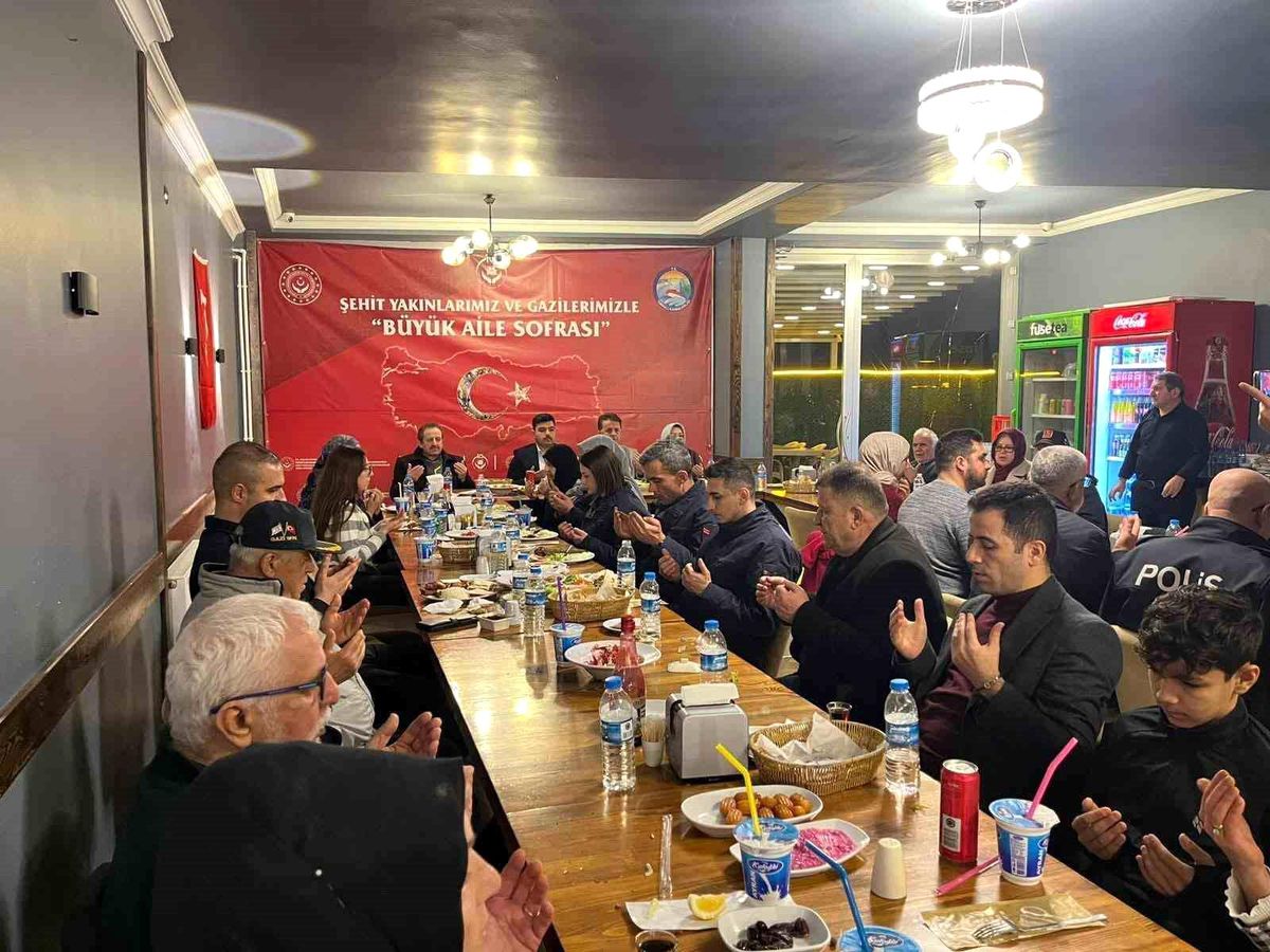 Türkeli'de "Büyük Aile Sofrası"