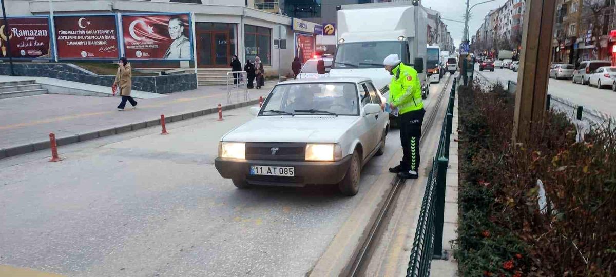 Bozüyük'te yaya geçidi uygulaması