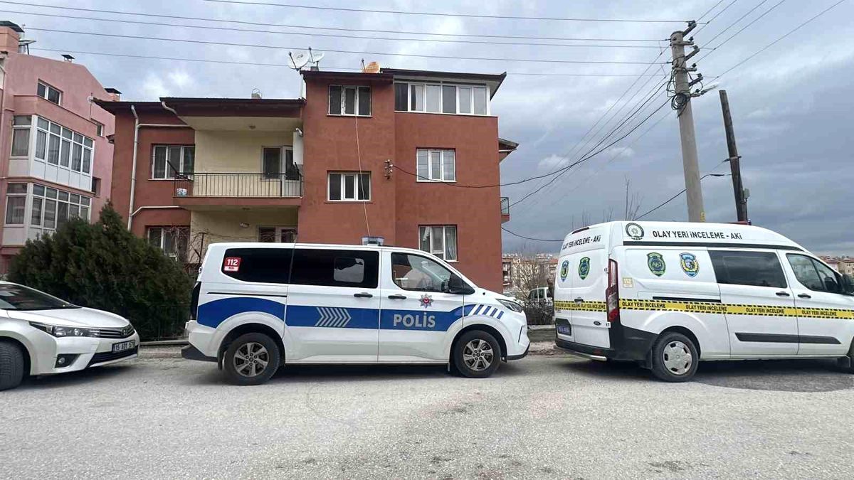 Burdur'da arkadaşının evinde fenalaşan adam hayatını kaybetti