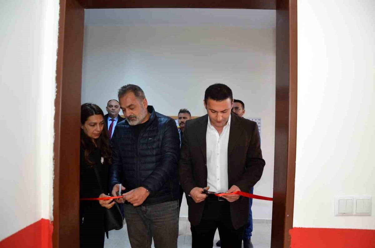 Şehit Teke'nin Adı Kütüphanede Yaşatılacak