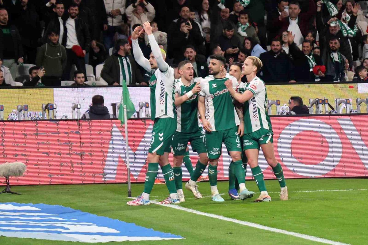 Galatasaray, Süper Lig'de 10 maç sonra kaybetti