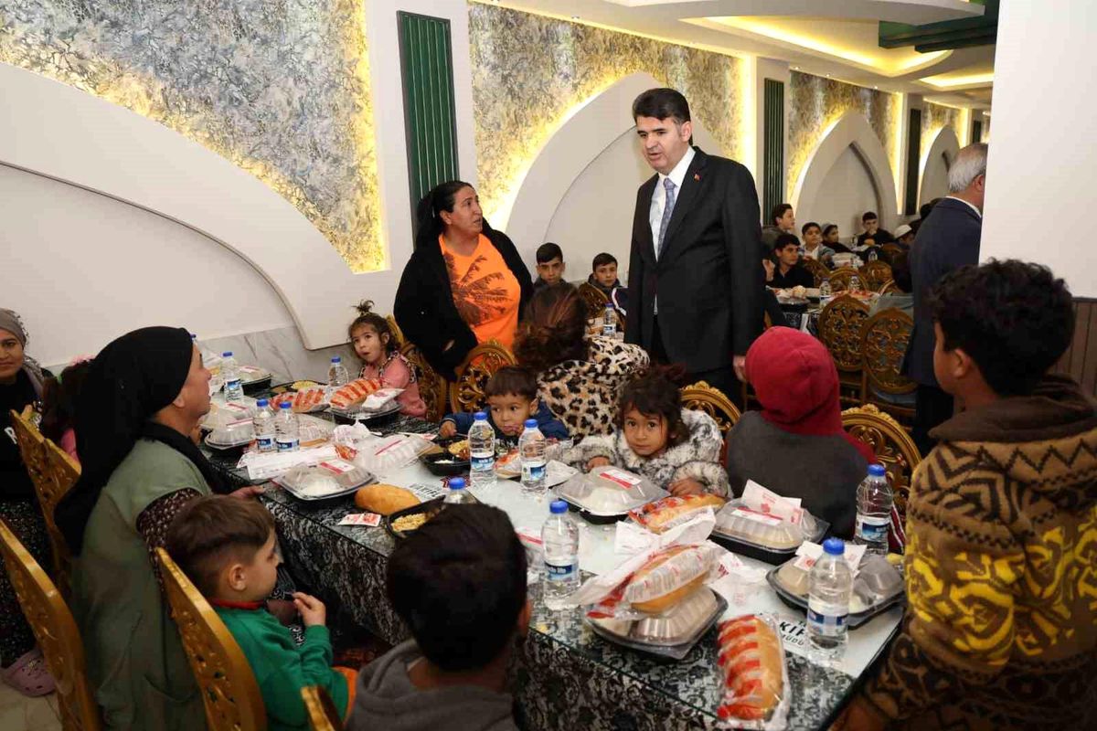 Gaziantep Vakıflar Bölge Müdürlüğü'nden Kilis'te iftar programı