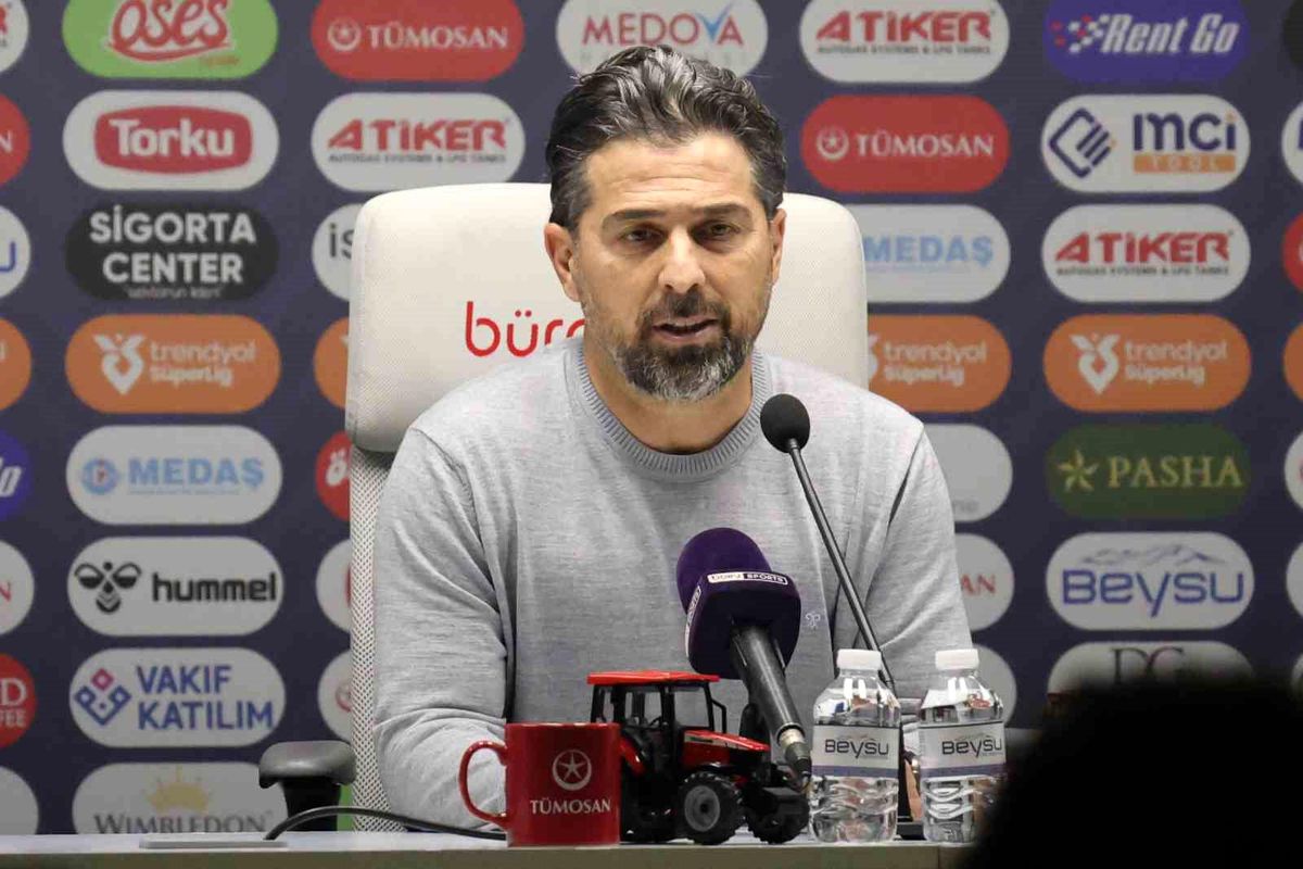 İlhan Palut: "Her şeyden önce bizim için 3 puan çok önemli oldu"