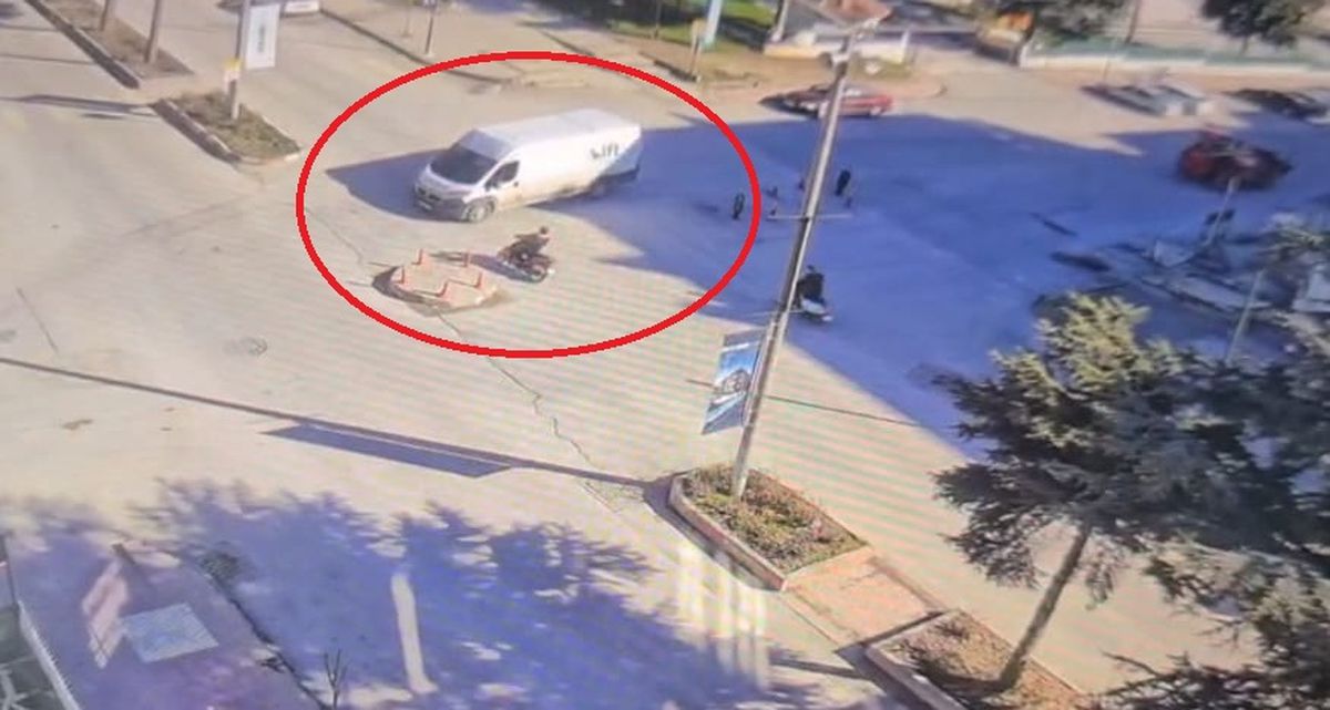 Amasya'da Motosiklet Minibüse Çarptı: 1 Yaralı