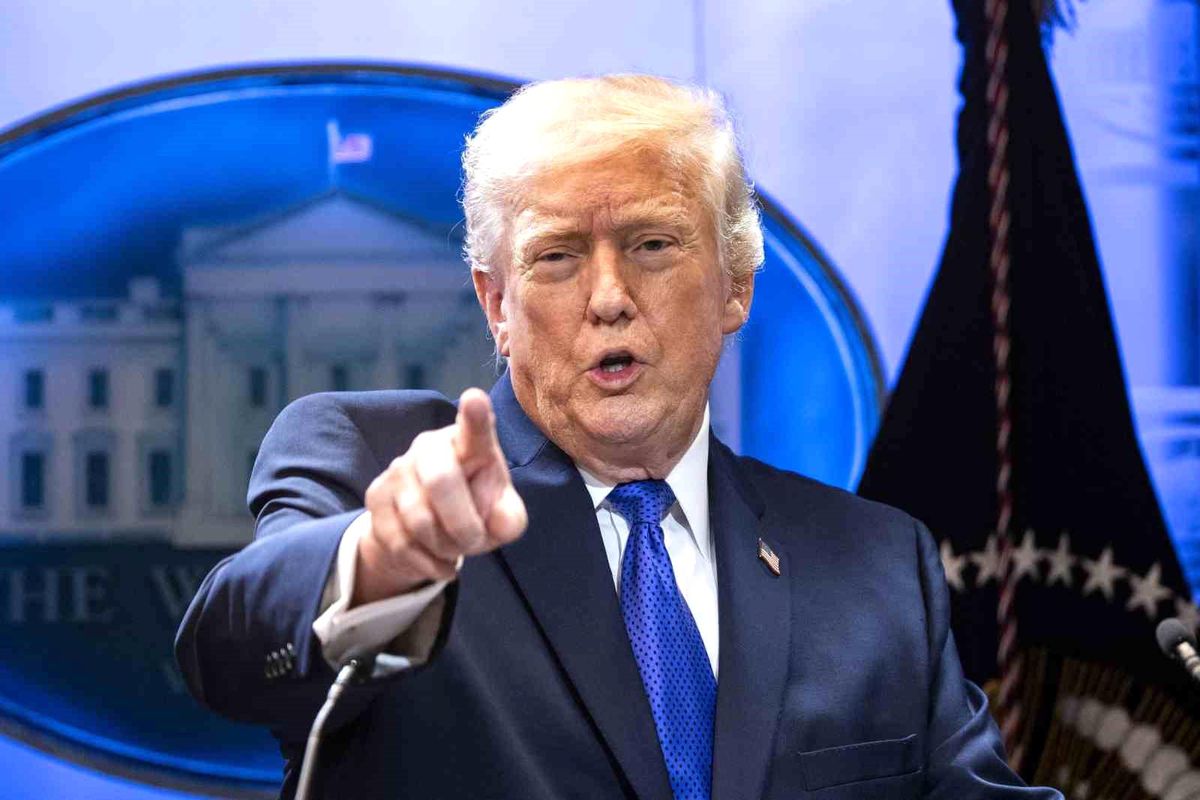 Trump: "Yüzde 10'luk küresel gümrük tarifeleri yüzde 15'e çıkarılacak"