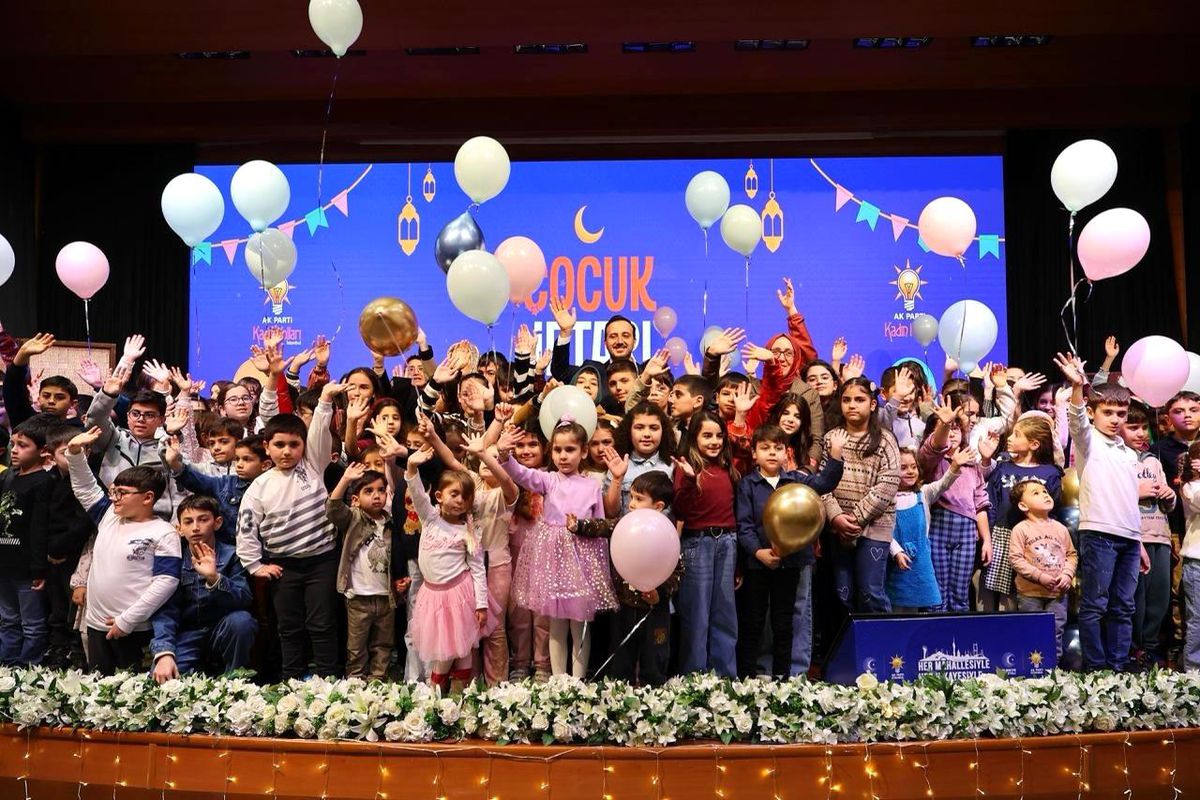 AK Parti İstanbul İl Başkanlığı'nda geleneksel çocuk iftarı düzenlendi
