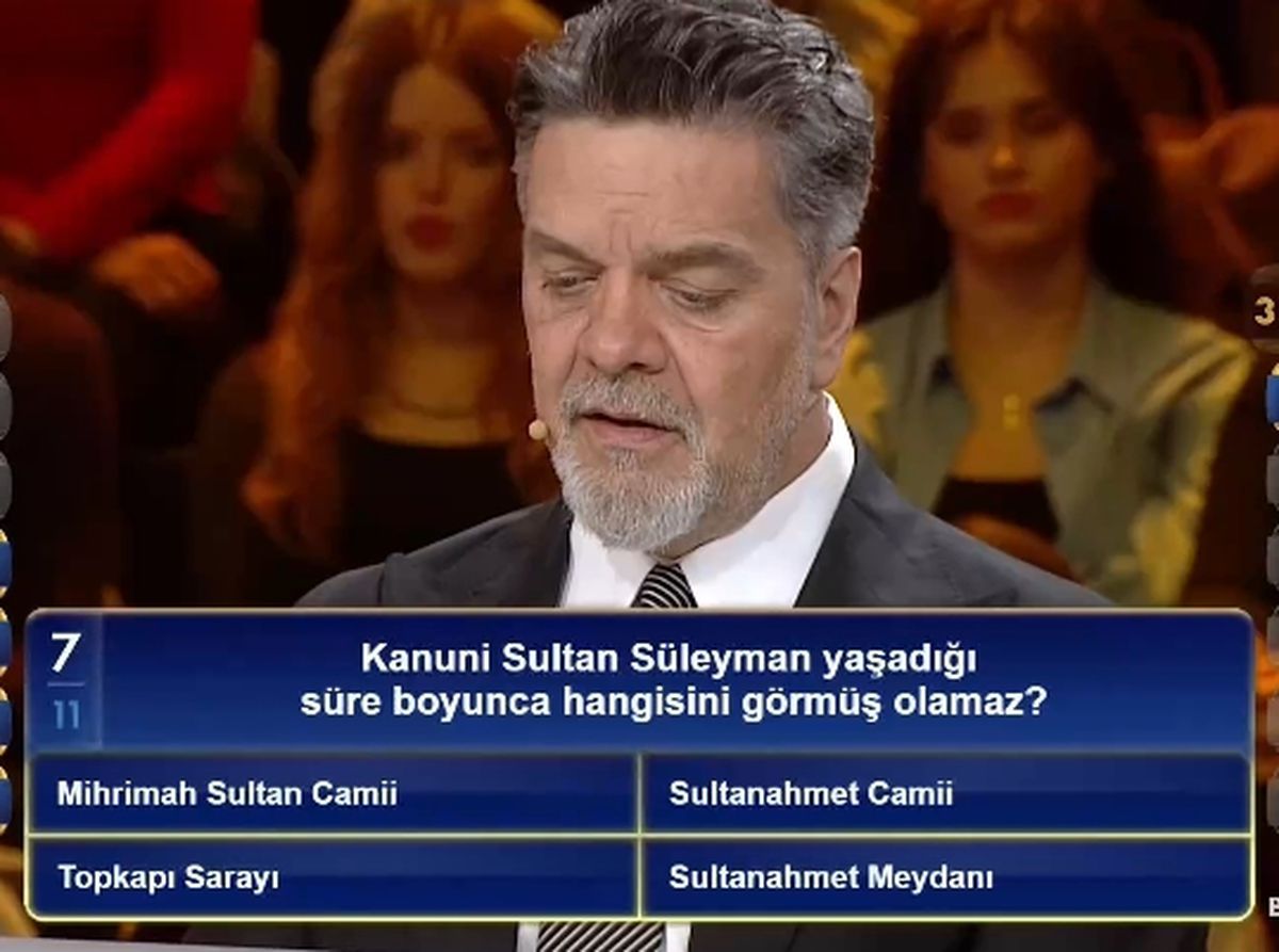 Kanuni Sultan Süleyman yaşadığı süre boyunca hangisini görmüş olamaz?