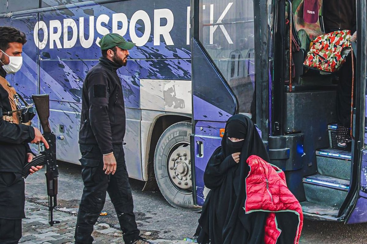 52 Orduspor FK takım otobüsü Suriye'de