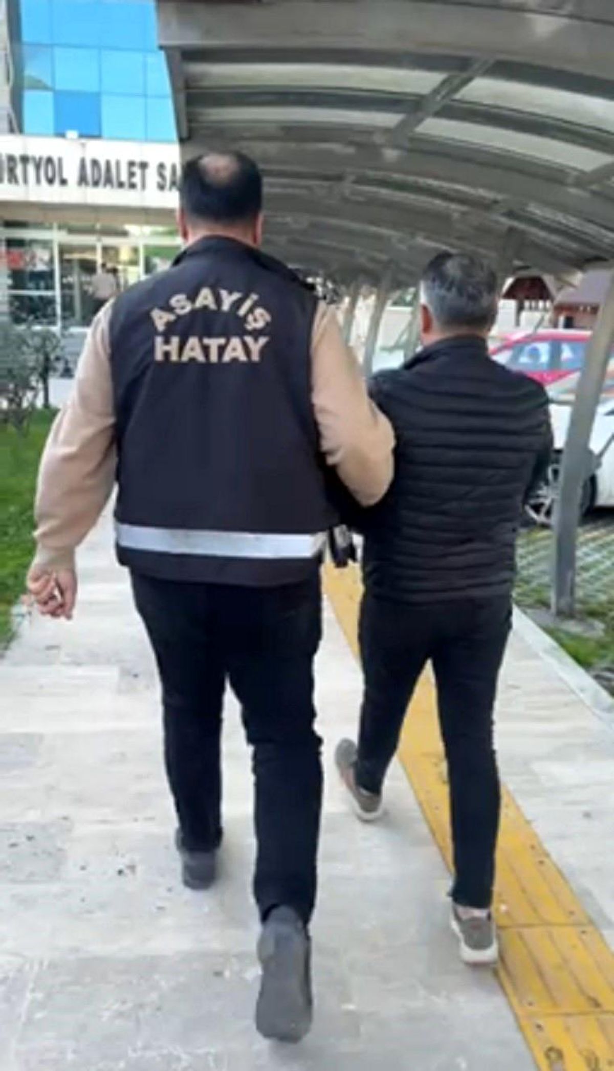Dörtyol'da hapis cezaları bulunan 3 kişi tutuklandı