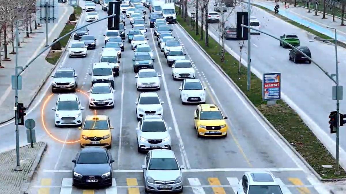 Gaziantep'te 'kaynak' yapan 694 araç sürücüye 864 bin TL ceza