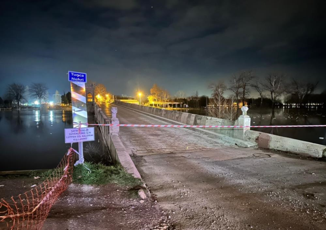 Впервые такие уровни были зафиксированы! В Эдирне красный сигнал тревоги, мосты закрыты