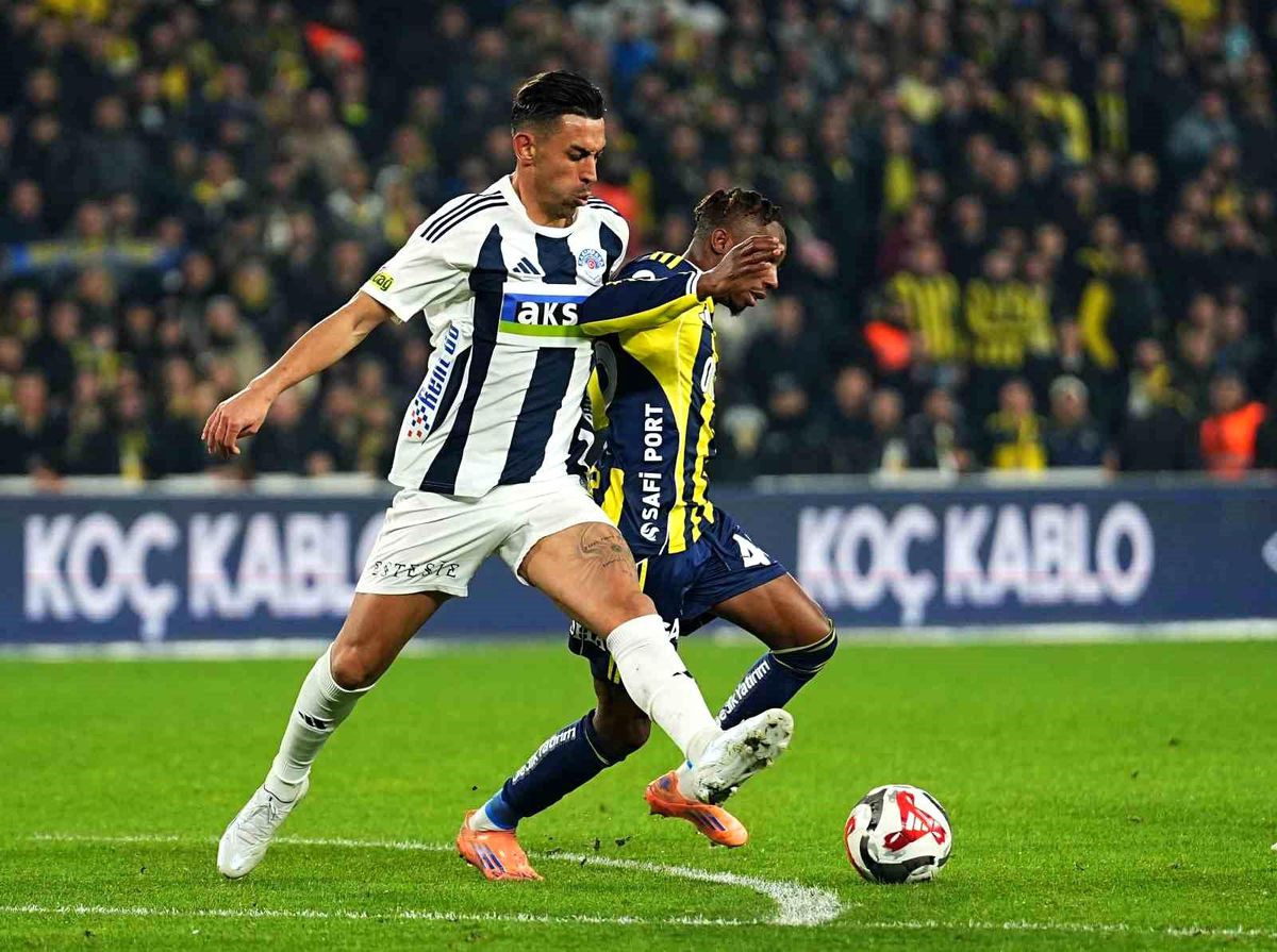 Trendyol Süper Lig: Fenerbahçe: 1 Kasımpaşa: 1 (Maç sonucu)