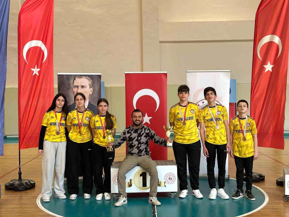 Türkeli, ilden 4 kupa ve 13 madalya ile döndü