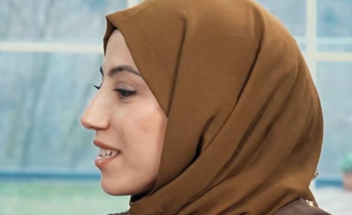 Yemekteyiz Gamze kimdir? Zuhal Topal'la Yemekteyiz Gamze Hanım kaç yaşında, nereli?