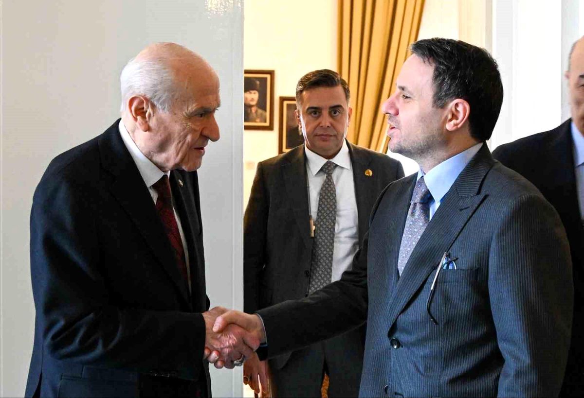 Bakan Gürlek, MHP lideri Bahçeli'yi ziyaret etti