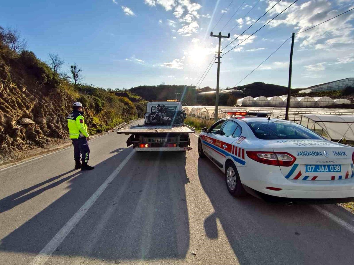 Çocukların motosikletli akrobasisine 37 bin lira ceza