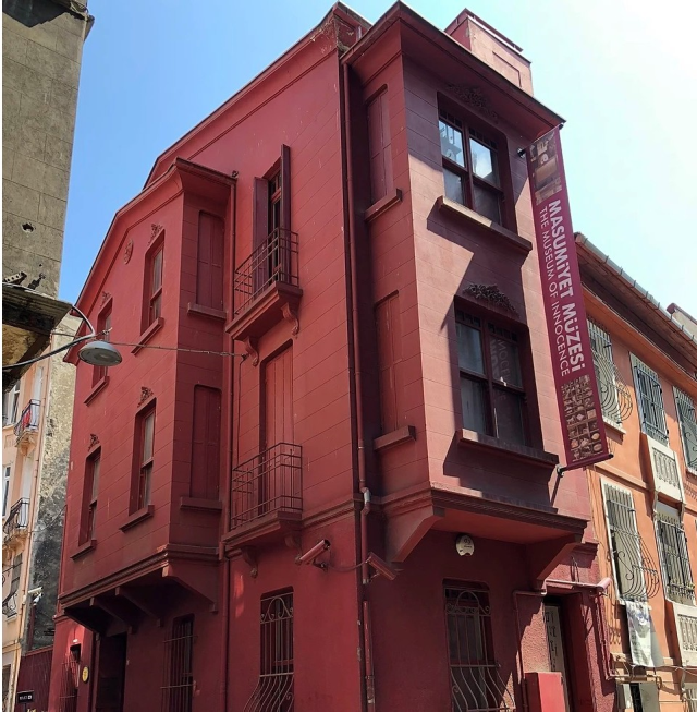 The series was released, the Museum of Innocence was filled to the brim