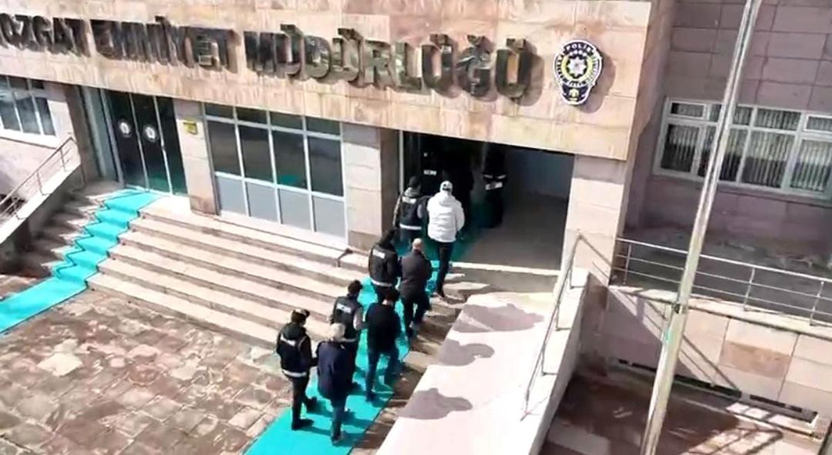 FETÖ şüphelisi 6 kişi yakalandı