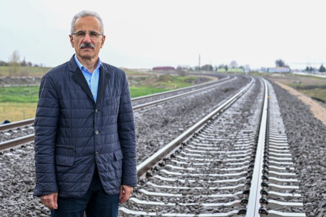 istanbul u boydan boya gececek yeni demiryolu 19596752 9517 m