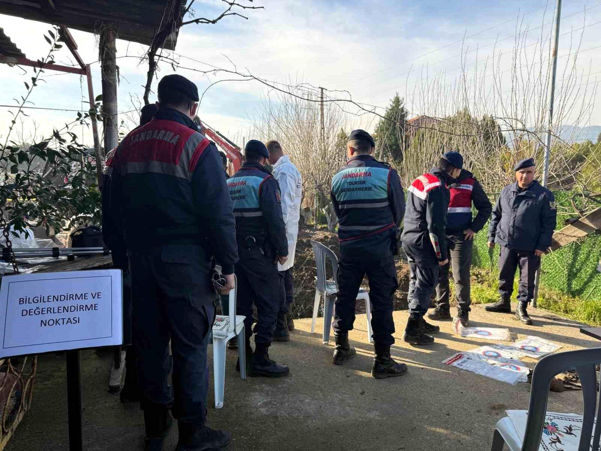 İzmir'de 17 yıldır kayıp kadının cesedi eski eniştesinin bahçesinde bulundu