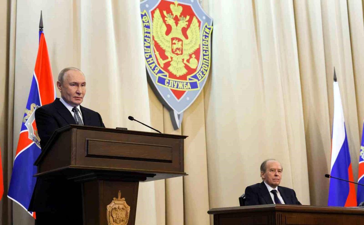 Putin: "Birileri TürkAkım ve Mavi Akım doğalgaz boru hatlarını patlatmaya çalışıyor"