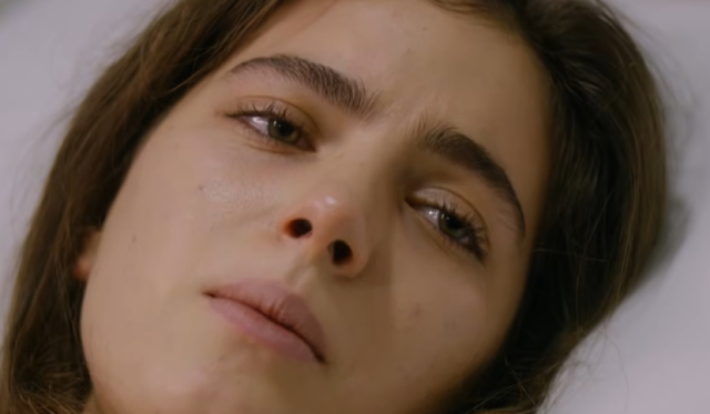 Taşacak Bu Deniz Eleni öldü mü, Eleni diziden ayrılıyor mu?