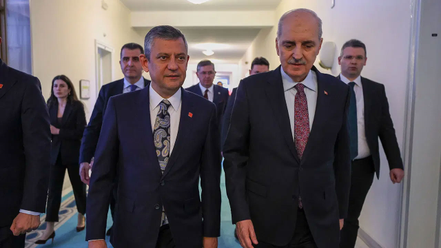 tbmm baskani numan kurtulmus tan chp lideri ozgur 19597775 1838 m