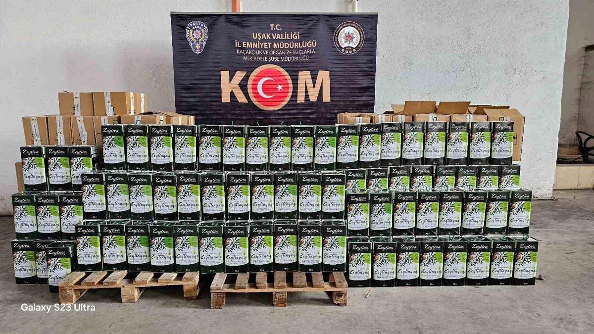 Uşak'ta 382 teneke karışımlı zeytinyağı ele geçirildi