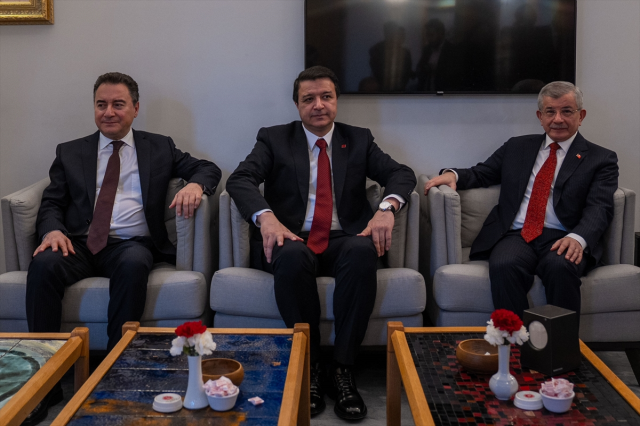 Ali Babacan: Yargıyı siyasetin gölgesinden çıkarın 3 ali babacan yargiyi siyasetin 19599657 6171 1 m