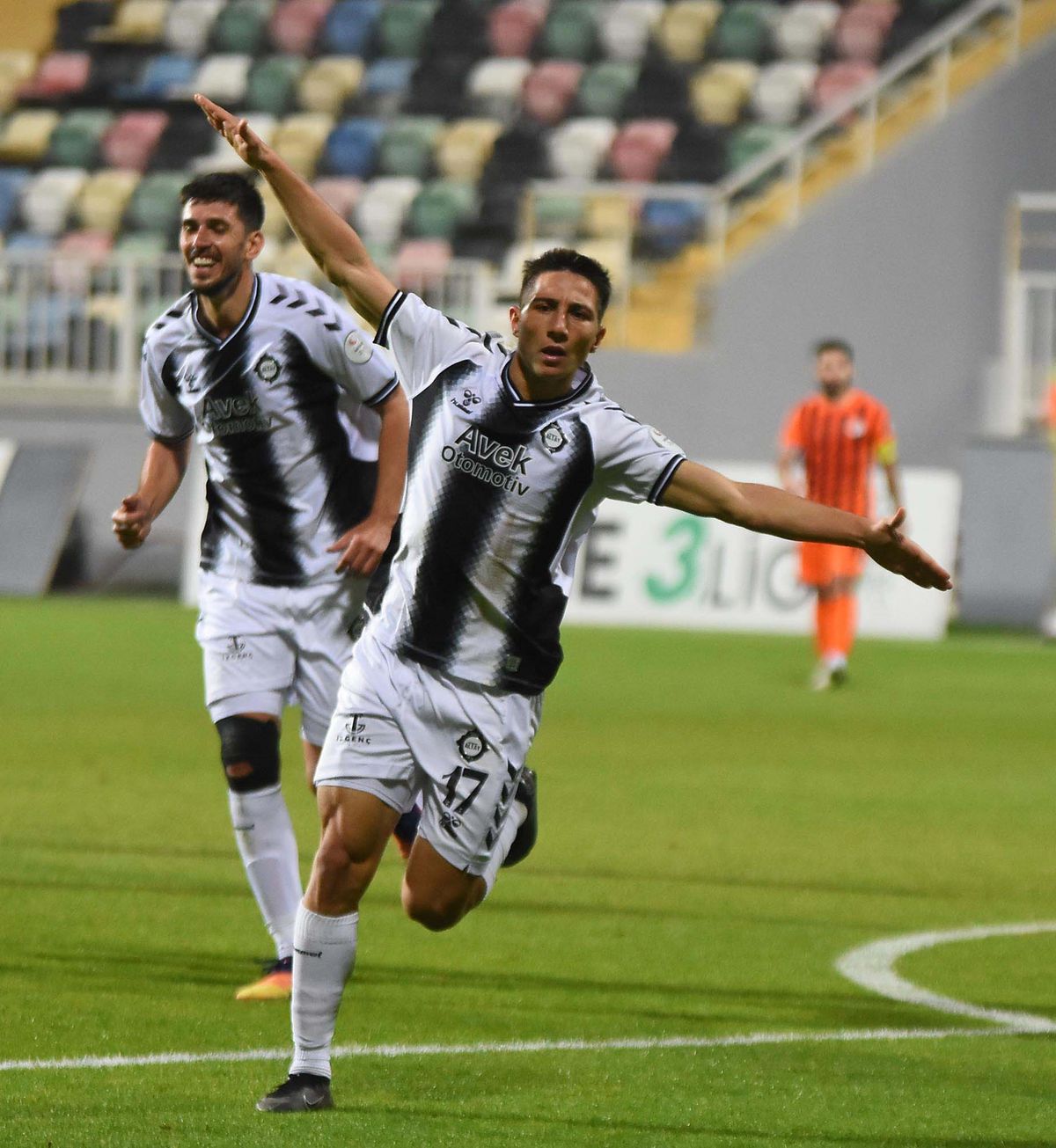 Altay'ın kozu Ünal Alihan Kavlak