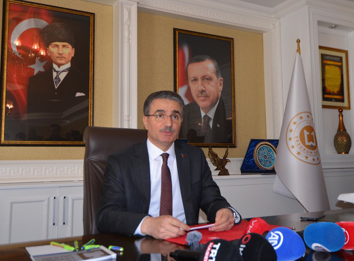 Erzurum Valisi Aydın Baruş göreve başladı